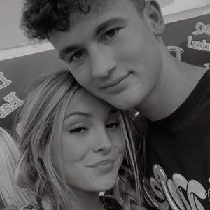 Meet your Posher, Annakayte